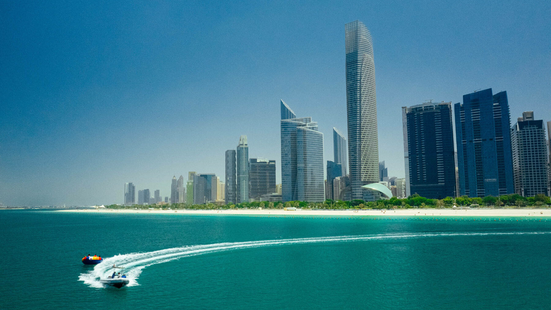 Abu Dhabi Parasail